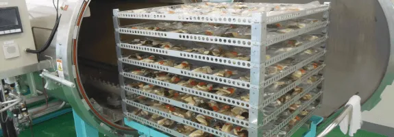 栄養価と素材の風味を壊さないソフトスチーム加工